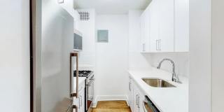 92 5th Ave Gallery 1