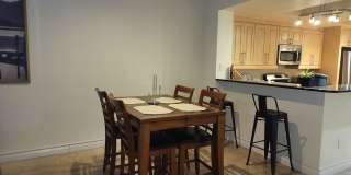 Two Bedroom Condo with Great Amenities! Gallery 5