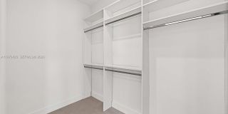 5718 Ashwood Cir W Gallery 74