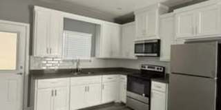 2922 W Driftwood St Gallery 4
