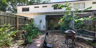 Charming 2BR Townhome in Athens Gallery 28