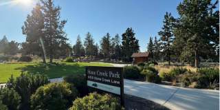 Like New 4 Bed Home Near Old Mill with A/C, Pool Access Gallery 13