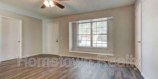 208 W Shadywood Drive Gallery 7