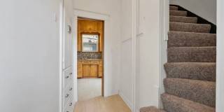 8 Bedroom 3 Bathroom House Available Sept or August - Close to Campus - August 1 or ASAP Move In! Gallery 5