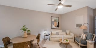 Ashbury Square Gallery 41