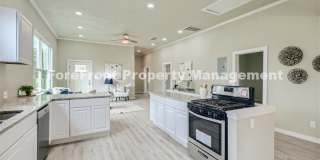 517 Hicks Ave. Gallery 8