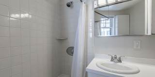 993 Memorial Dr Gallery 23