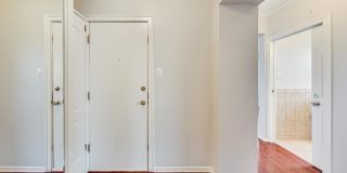 5655 N Spaulding Avenue Gallery 23