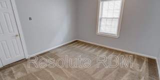 743 Cottage Avenue Gallery 25