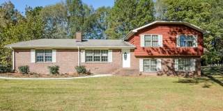 2137 Hartridge Drive Gallery 1