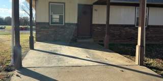 PRE-LEASING!! AVAILABLE JUNE 10TH!!- 2 Bedroom/ 1 Bathroom Duplex Gallery 1