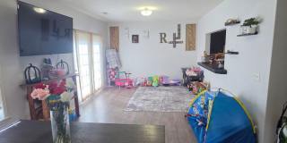 4 Bedroom 3.5 Bathroom Duplex Gallery 9