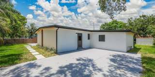 3105 Southwest 16th Street Gallery 17