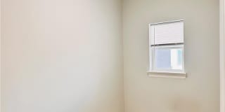 5506 N Crown Point Gallery 14