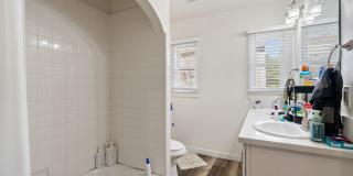 Modern Living: 8-Unit Apartment Building in the Heart of Downtown San Luis Obispo Gallery 8