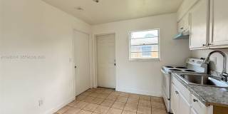 1703 Palm Drive Gallery 4