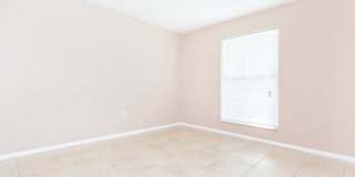 Charming Two Bed Ground Floor Condo in Englewood Park – Move-In Ready! Gallery 13