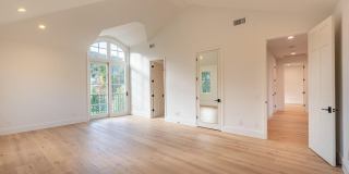 2390 Crombie Court Gallery 35