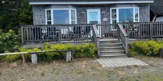 Charming 1BR House in Lubec Gallery 1