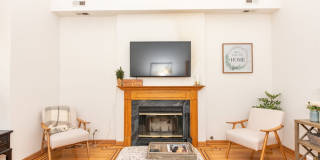 1940 West Diversey Parkway Gallery 6