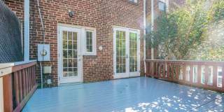 Spacious 2 Bed / 2 Bath Home Between Old Town & Potomac Yard – Private Yard & Deck! Gallery 18