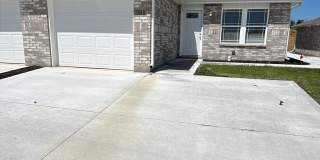 1094 Pebblecreek Drive - B Gallery 1