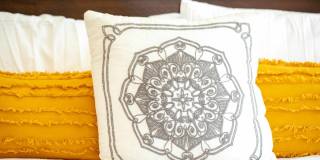 7310 Balboa Blvd Gallery 25