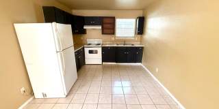 **MOVE IN SPECIAL** Charming 3-Bedroom Home Near St. Mary’s University & Loop 410 Gallery 7