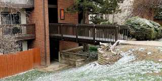 2 bed, 2 bath with washer/dryer hookup. Great location off Sable and 2nd Ave. Gallery 1