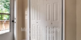 522 Perry Avenue Gallery 29