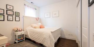 3647 North Wilton - 2 Gallery 9