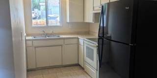 Cure 2 bd 1 ba house Gallery 1