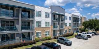 Flats on Tanglewilde Gallery 22
