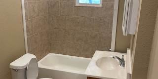 125 Glenwood Court - 202 Gallery 13