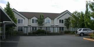 Pet-Friendly 2 Bedroom, 2 Bath Apartment in Newberg- $400 Discount on First Month's Rent! Gallery 1