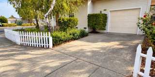 Charming 2-Bedroom Home, Close to Downtown Sonoma! Gallery 1