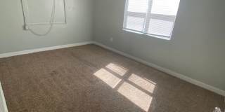 Cottage Home in Seminole Manor Gallery 11