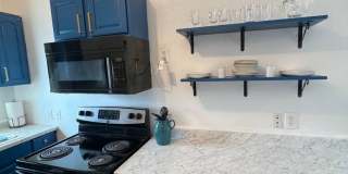 Charming 1BR Townhome in San Antonio Gallery 11