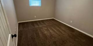 La Place 5th St Gallery 15