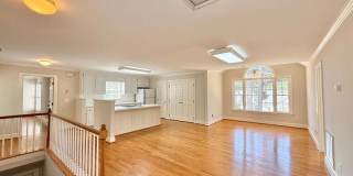 1610 Ridge Road Gallery 36