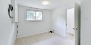 11907 HUNTERS Lane Gallery 27