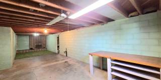 Sprawling 3 or 4-Bedroom House for Rent in a Great Wenatchee Neighborhood! W/D Included! Gallery 27