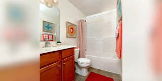 The Landing at Oyster Point Gallery 4