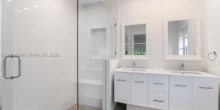 52 Camden Dr Gallery 18