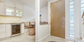 171 N Church Ln Gallery 8