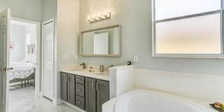 112 CYPRESS POINTE Court Gallery 29