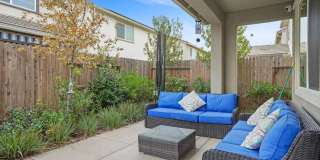 WOW!  Former Roseville Model Home 4/3 + SOLAR!  Please read entire ad for viewings! Gallery 24