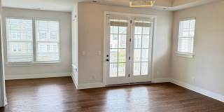 Spacious Modern End-Unit Davidson Townhome - Lake Davidson Access Gallery 9