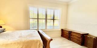 249 Hampton Place Gallery 6