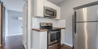 1015 N Palmetto Gallery 3